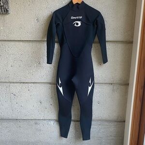 NWOT Owntop ladies 5mm l/s wetsuit